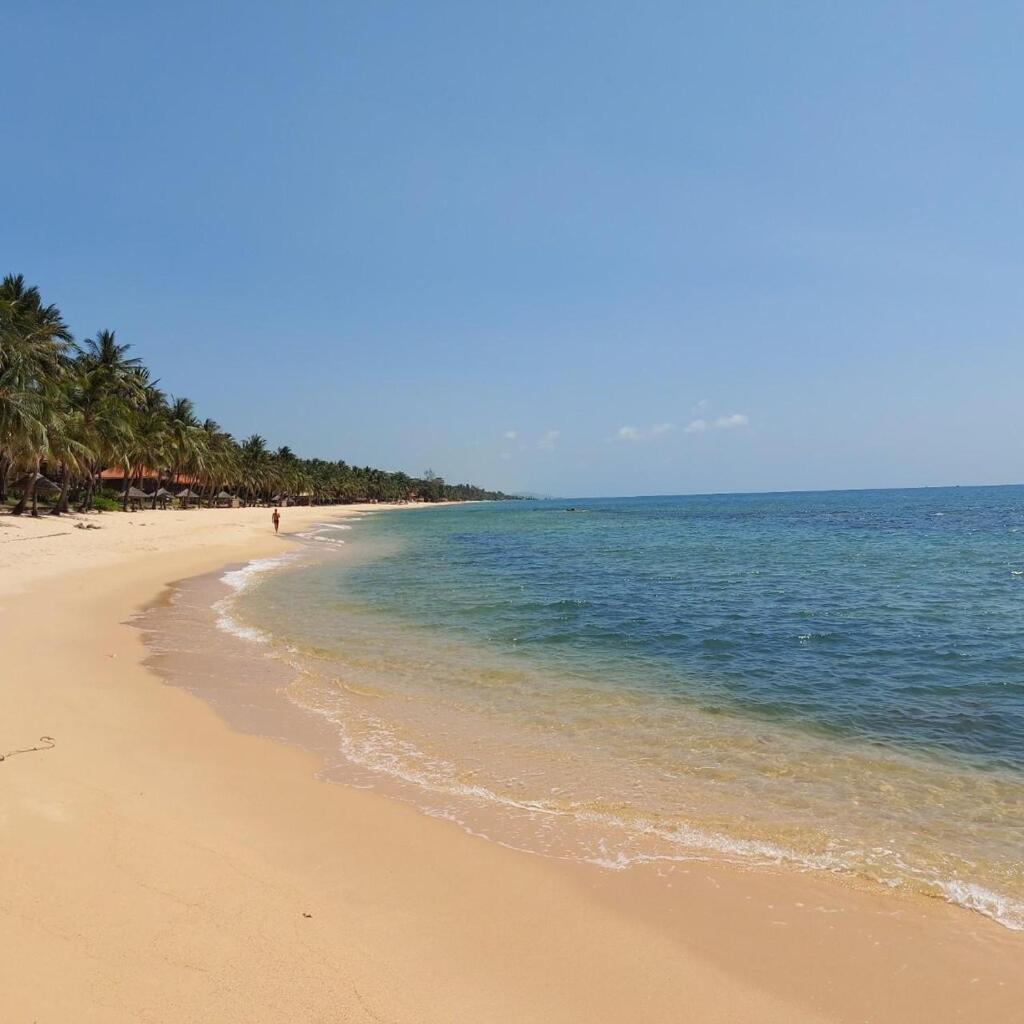 Victoria Phu Quoc Hotel Beachfront Night Market Rum bild